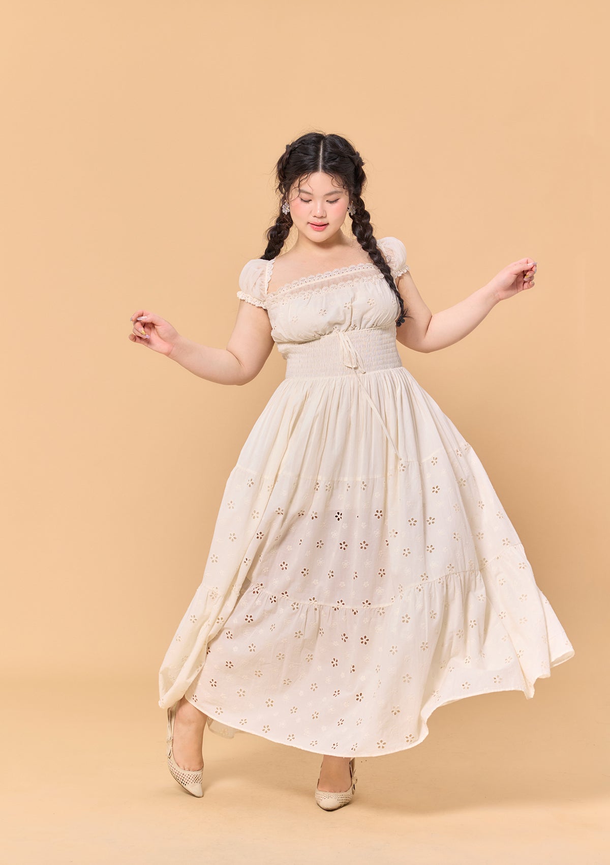 Curve & Plus Little White Rabbit Dress 2XL Curve & Plus Little White Rabbit Dress 2XL