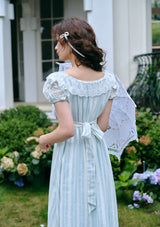 “Matin de fenêtre fleurie” Dress