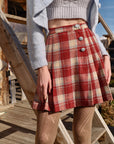 (US Exclusive) Rosey Christmas Cottage Skirt