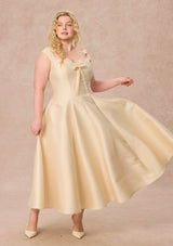 Curve&Plus Castle Vow Dress (White)