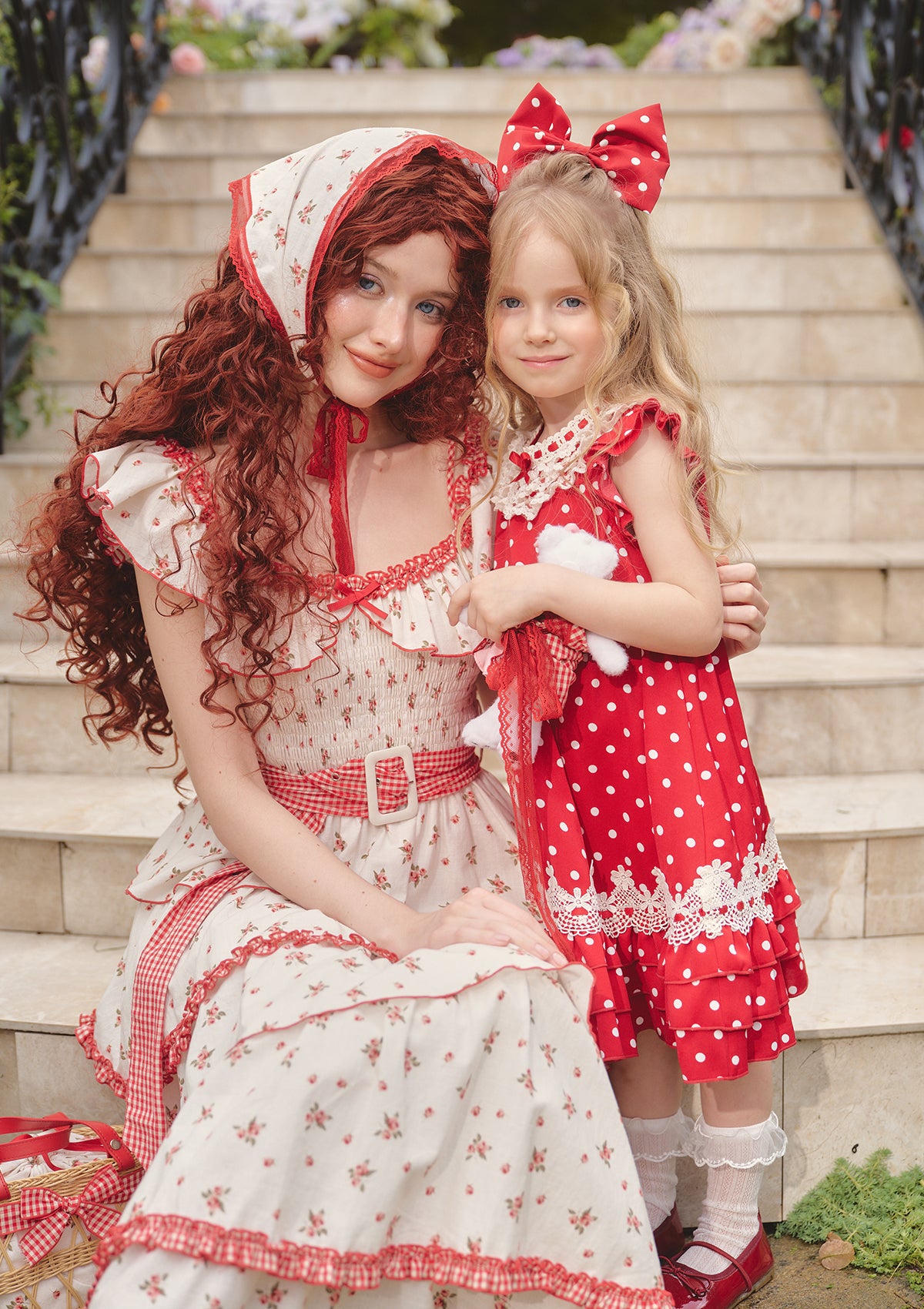 Red Hood Maiden Dress M