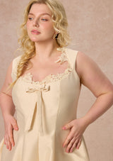 Curve&Plus Castle Vow Dress (White)