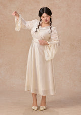 Curve&Plus Flowing Light Hymn Dress