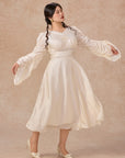Curve&Plus Flowing Light Hymn Dress
