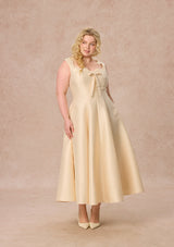 Curve&Plus Castle Vow Dress (White)