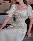 Lacemade "Du Cocon au Papillon" - Crinkle satin and corset detail