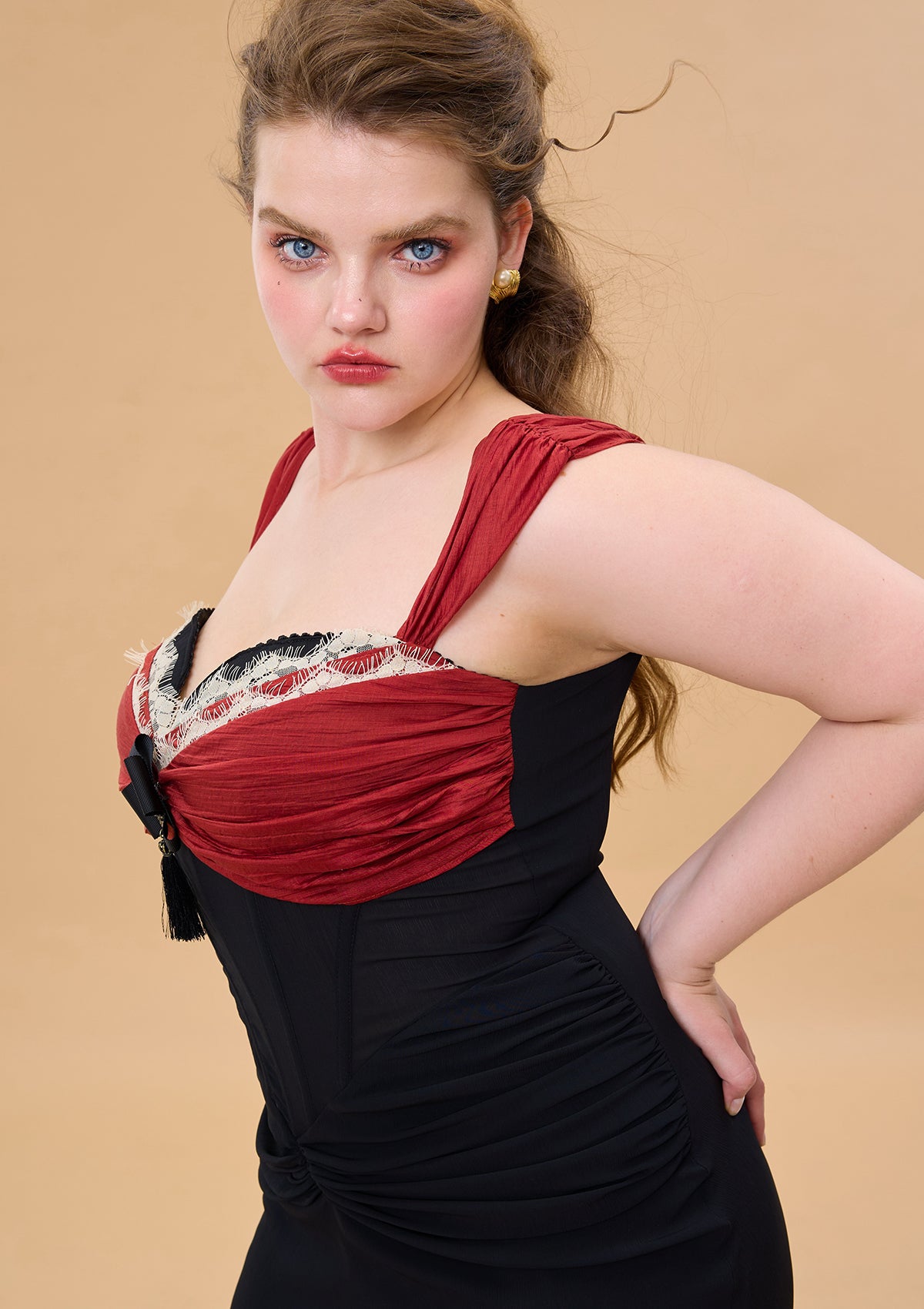 Curve & Plus Shaking the Wine Glass Corset Dress Pre-order / 1XL Curve & Plus Shaking the Wine Glass Corset Dress Pre-order / 1XL