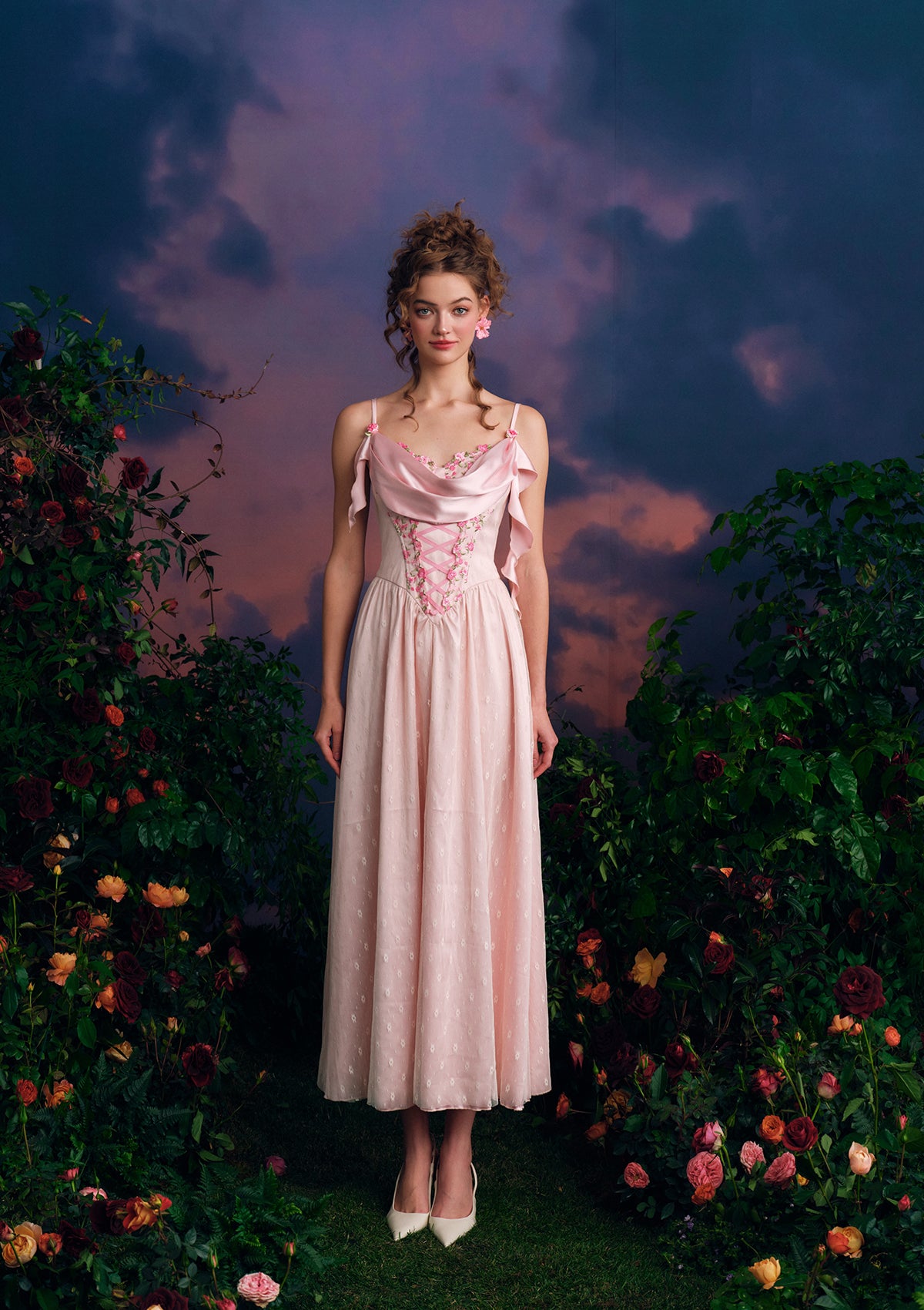 Korsettkleid mit Tuberose-Blumenmuster