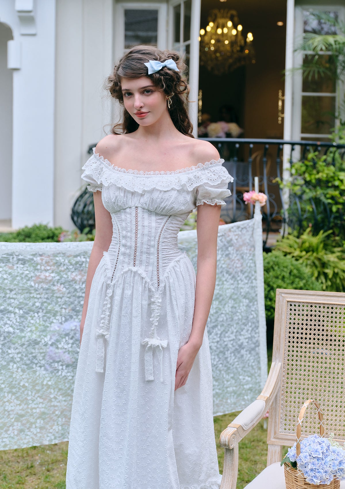 Das kleine Jasmin-Korsettkleid