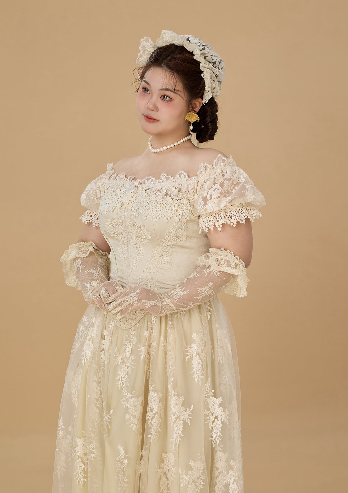 ドープルアンドセント　Vintage Lace Dress ¥39,600 Curve & Plus The Tear of Blossom and Candle Corset Dress