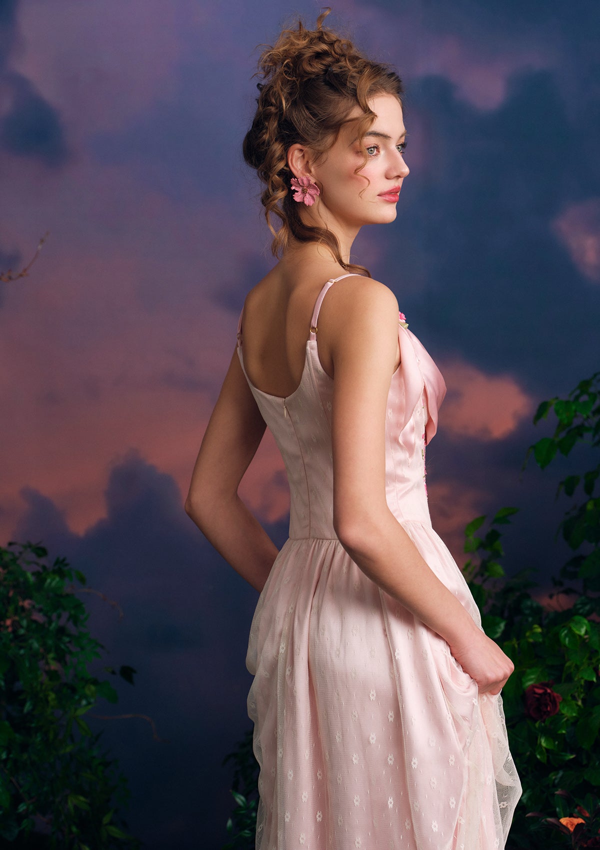 Korsettkleid mit Tuberose-Blumenmuster