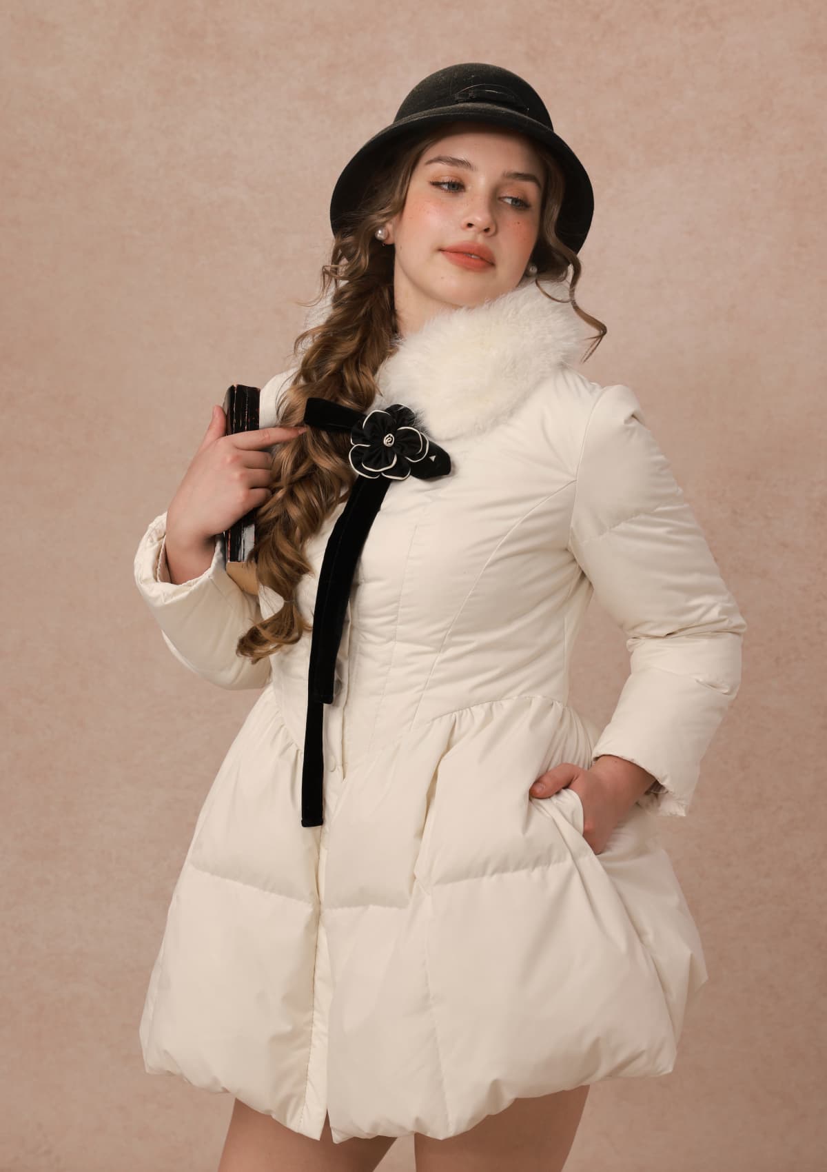 Curve&amp;Plus Snow White Rose Puffer Down Jacket