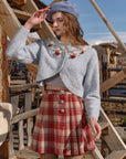 (US Exclusive) Rosey Christmas Cottage Skirt