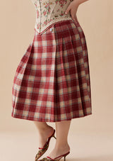 Curve & Plus Rosey Christmas Cottage Skirt