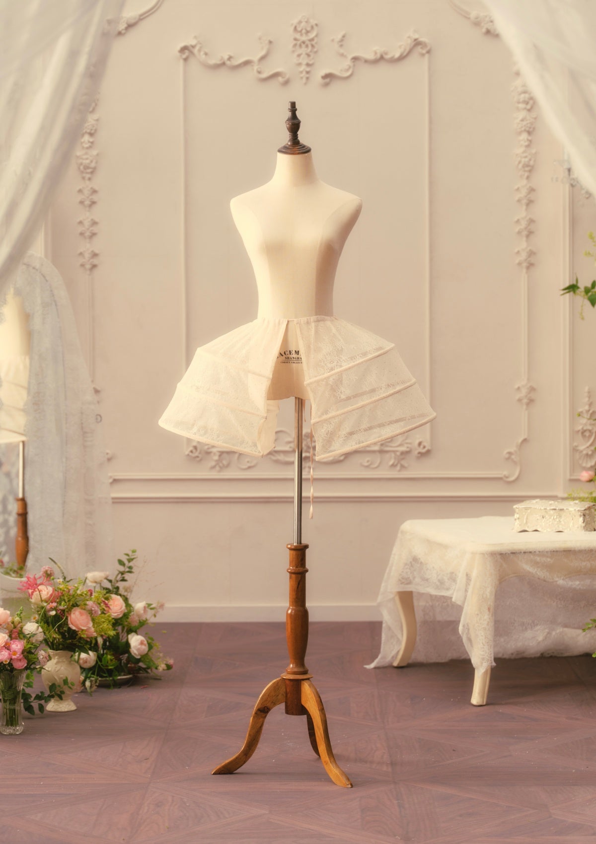 “C” Lace Crinoline
