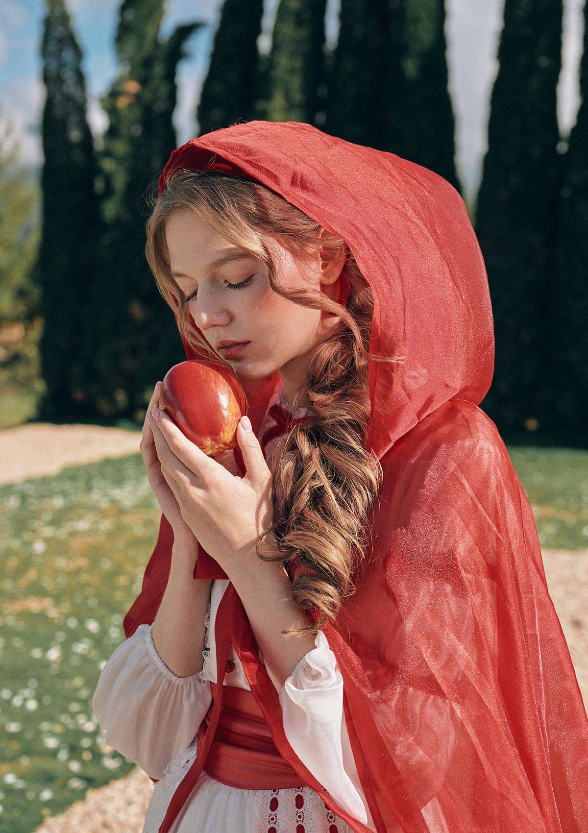 Redberry Letter Cape