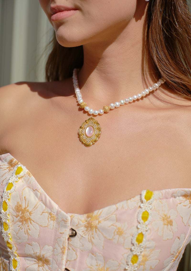 King's Court Heart Necklace