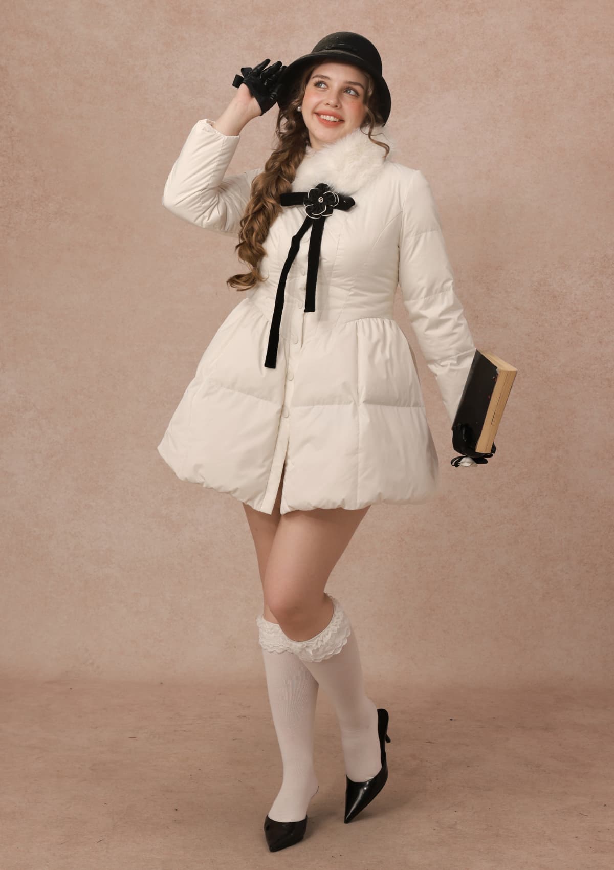 Curve&amp;Plus Snow White Rose Puffer Down Jacket