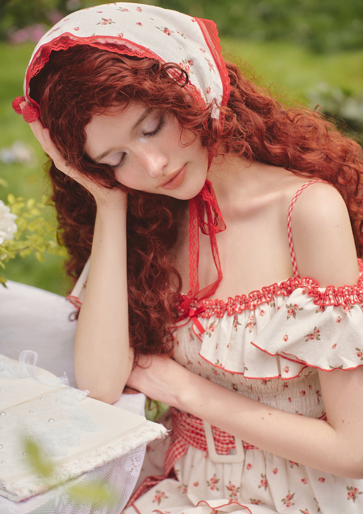 Red Hood Maiden Dress M