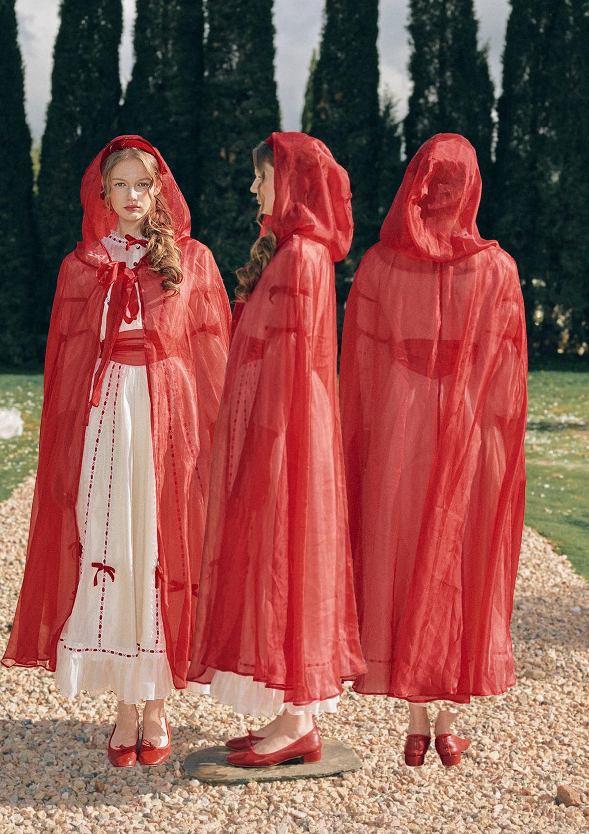 Redberry Letter Cape