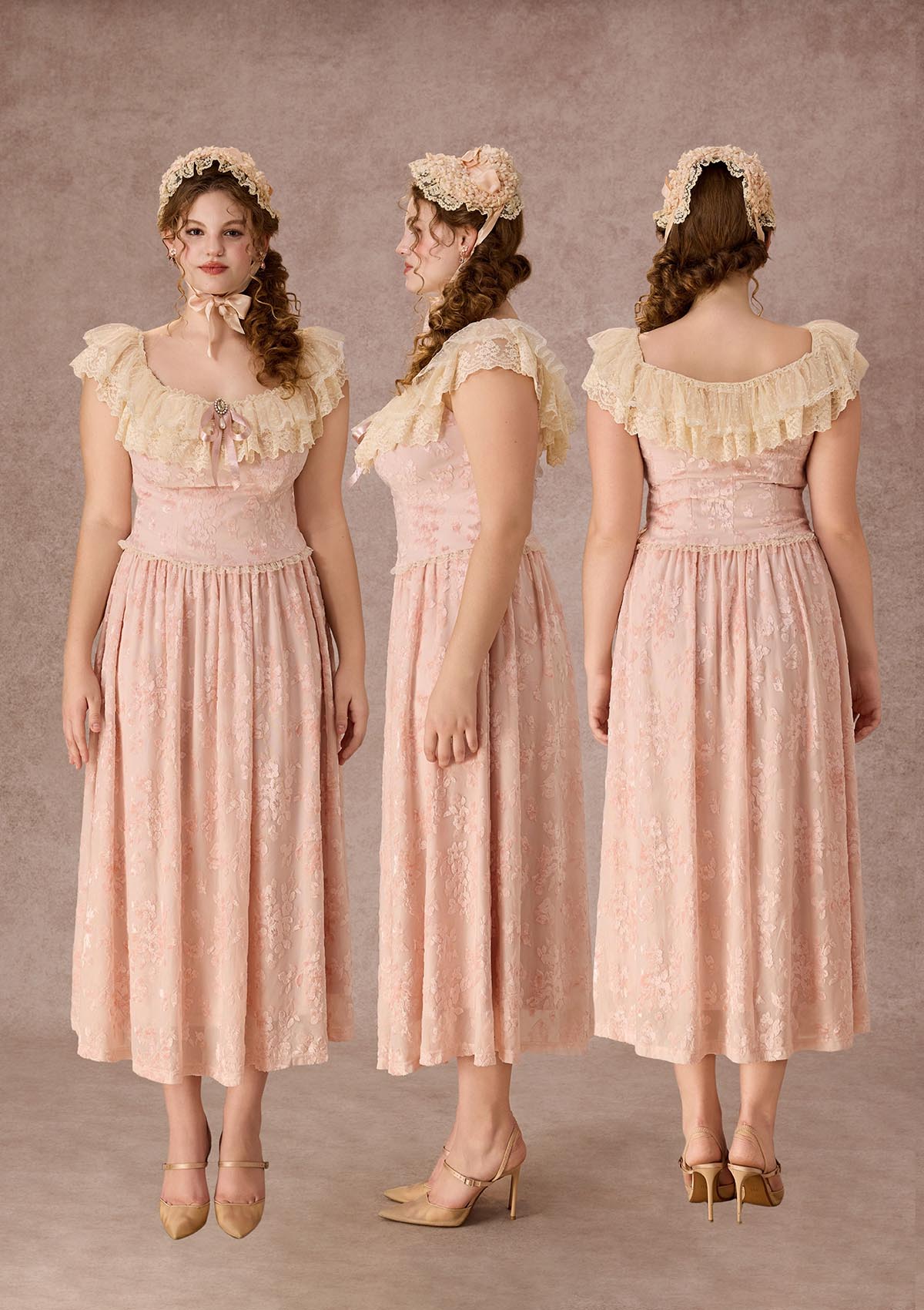 Curve&Plus Countryside Florals Velvet Skirt