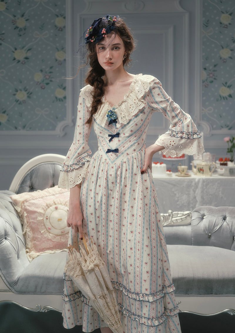Morning Versailles Dress in Stock / XL
