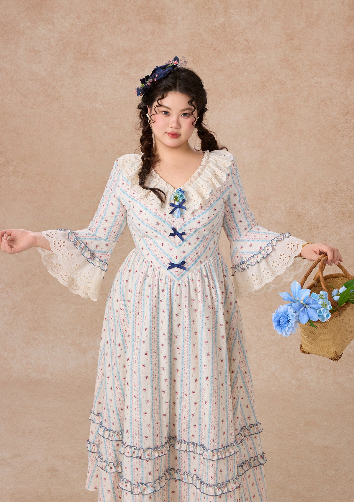 Curve & Plus Morning Versailles Dress