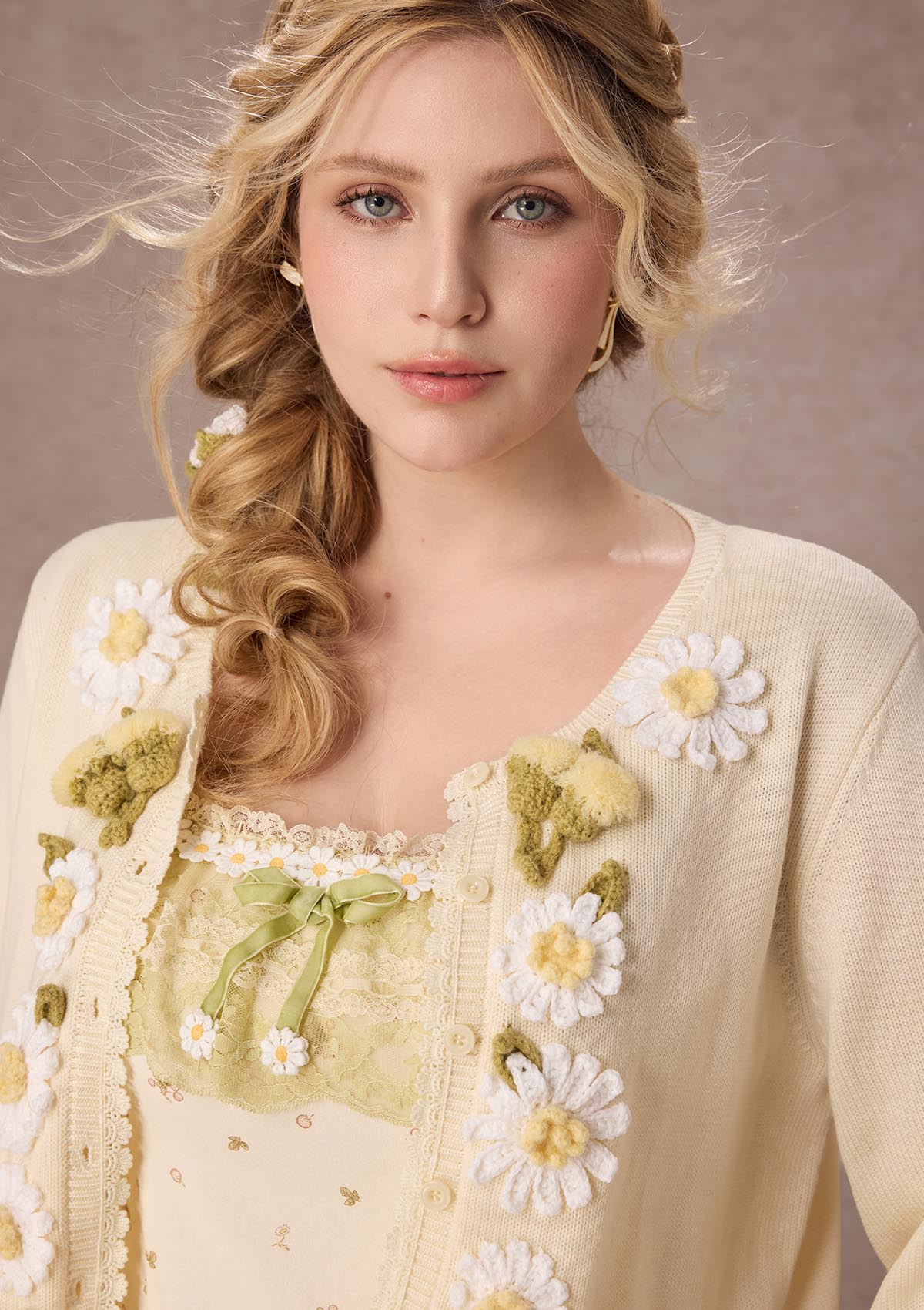 Curve&amp;Plus Daisy Manor Cardigan