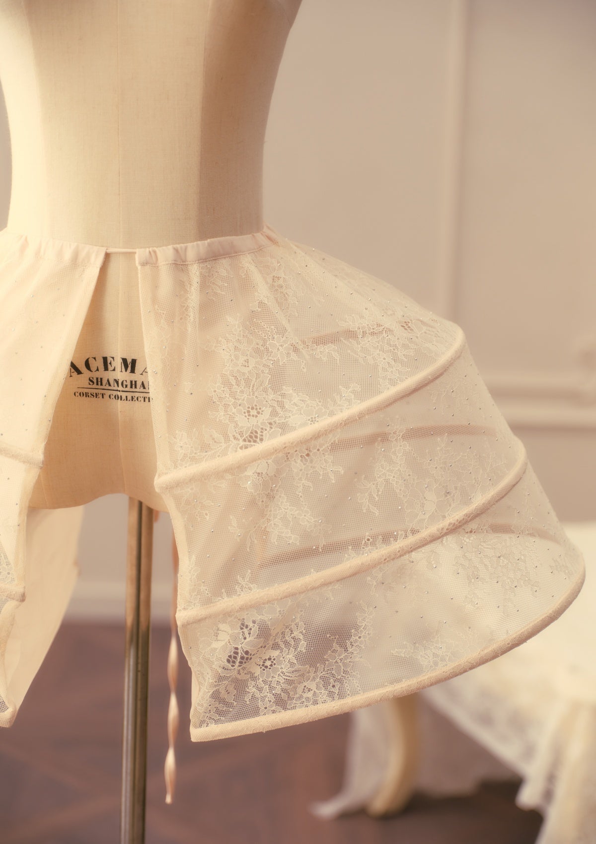 “C” Lace Crinoline