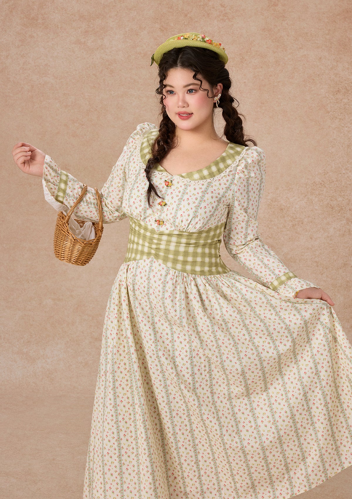 Curve & Plus Windsor Gardens Dress