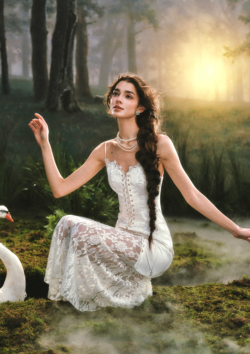 Woodland Swan Dress In-stock / L