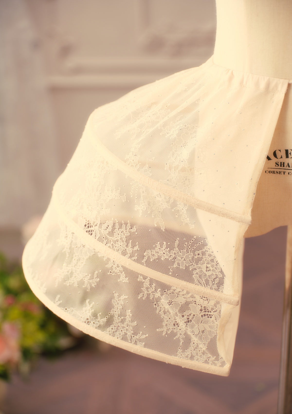 “C” Lace Crinoline
