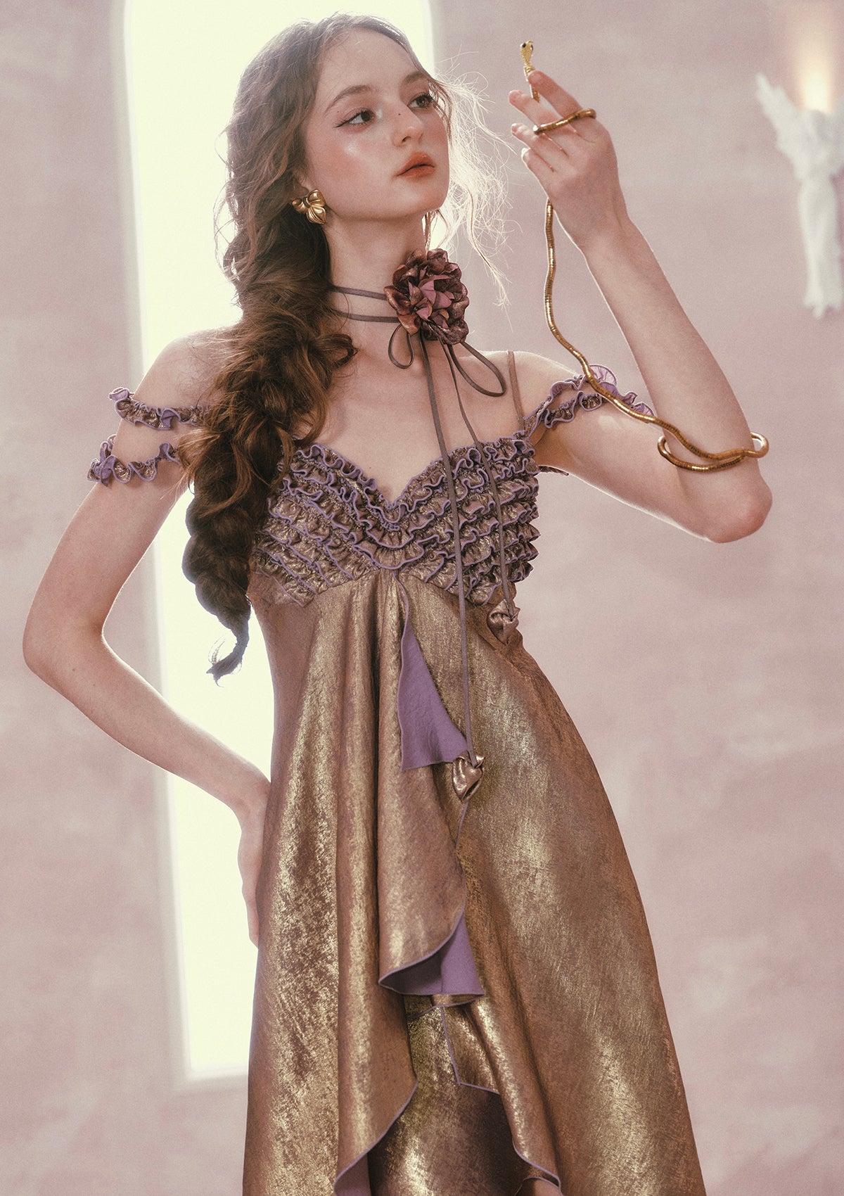 lavender and gold dress Purple Aria In-stock / L hem:Midi Sleeve Length Cocktail Dresses Semi Formal Dimension:40.0 H x 18.0 W x 63.0 L Inches