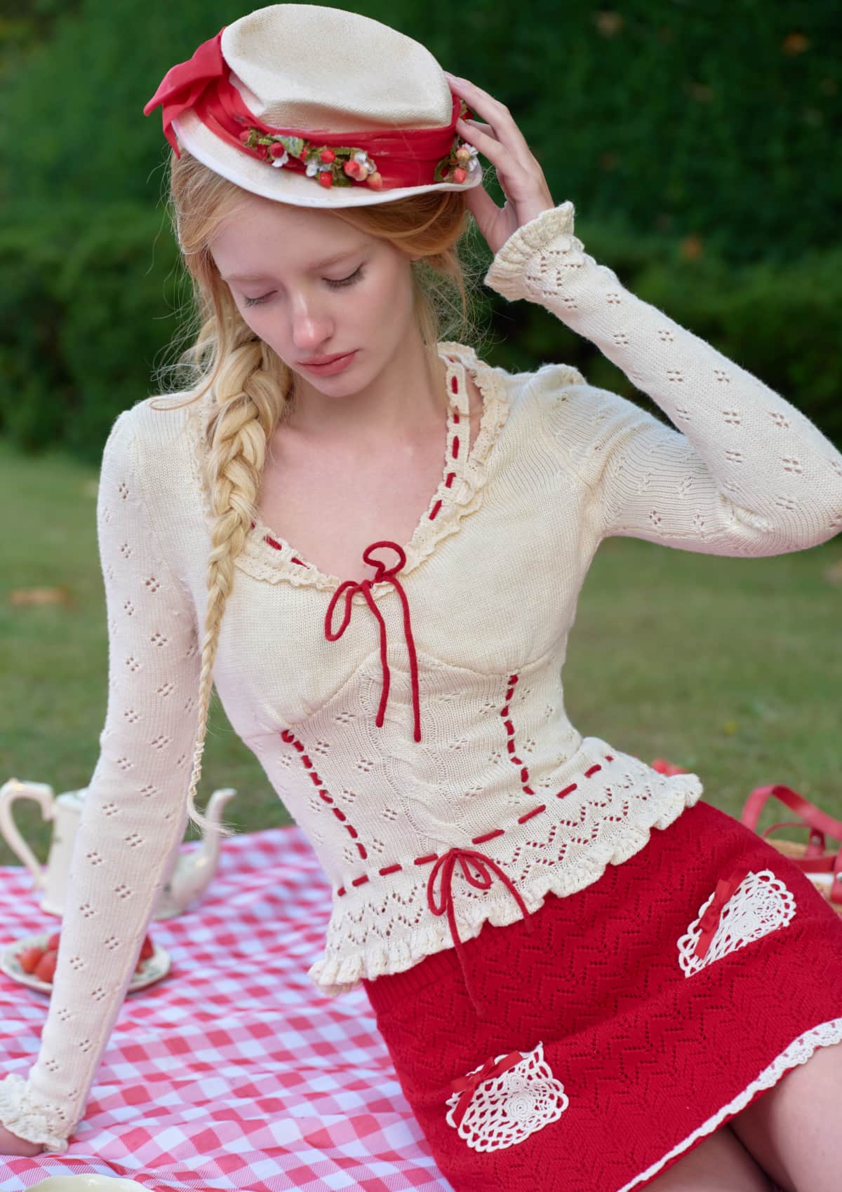 Christmas Berry Carol knit base Shirt