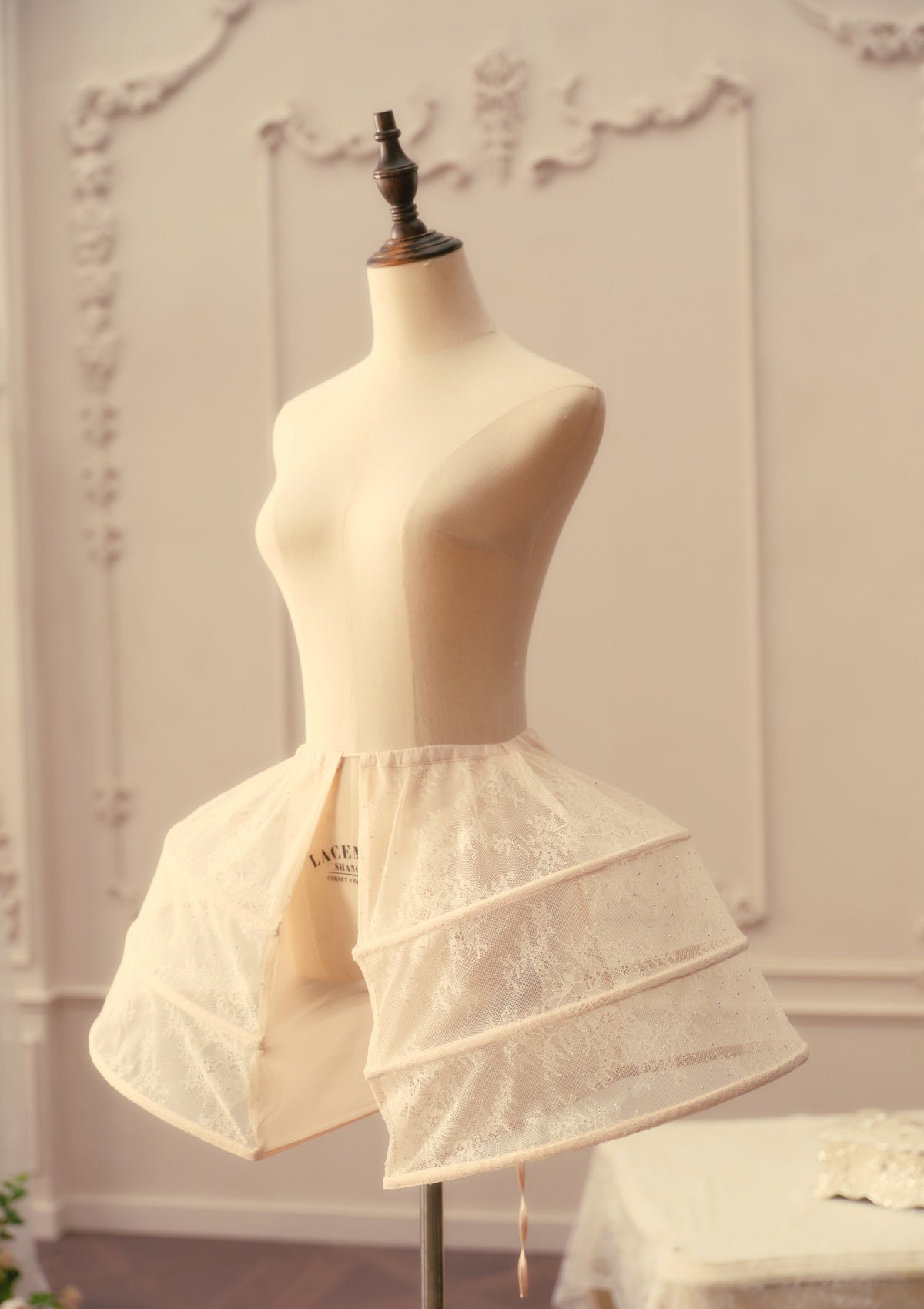 “C” Lace Crinoline