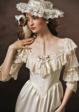 Silver Light Vintage Dream Bonnet