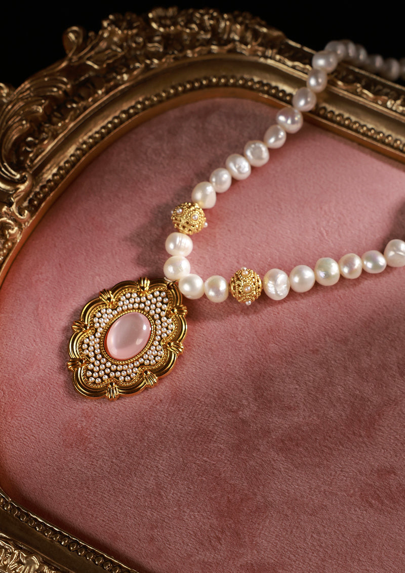 King's Court Heart Necklace