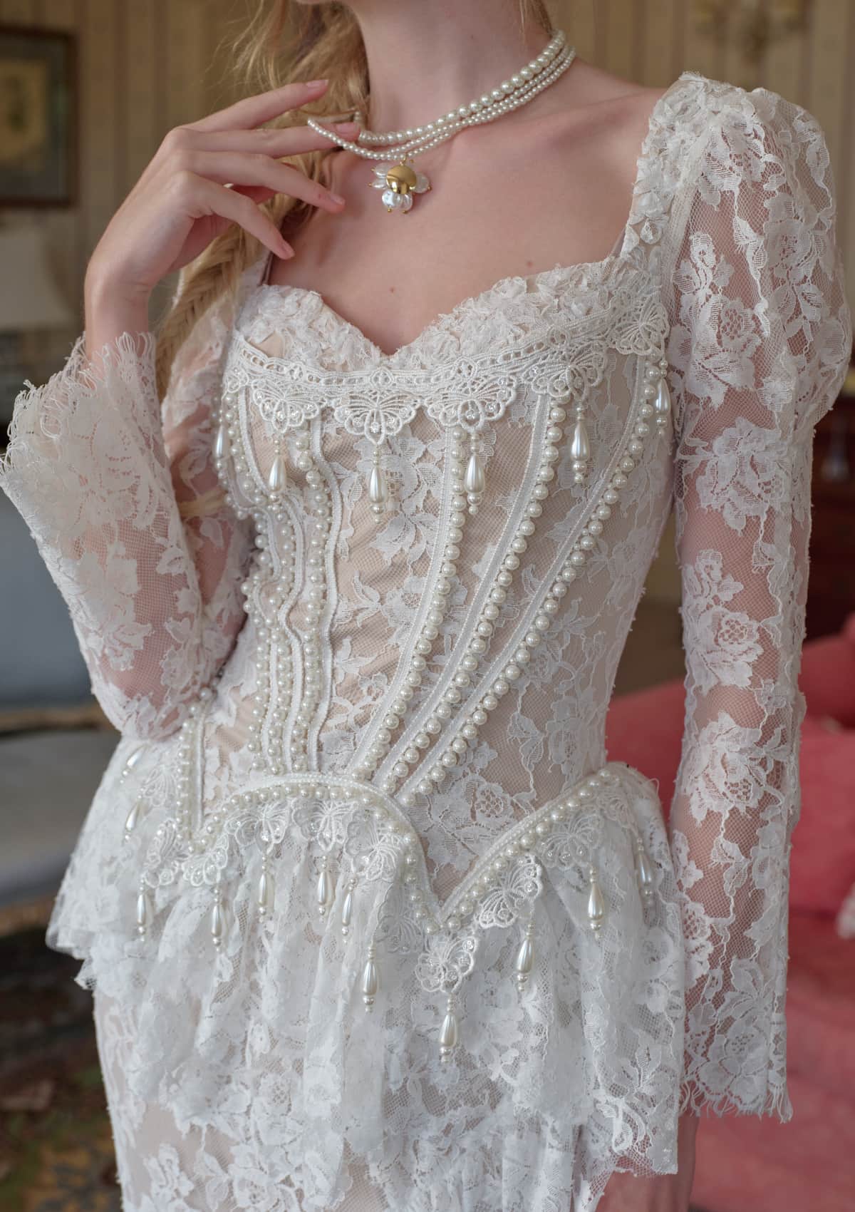 (Long-length)White Feather Looking-Glass Gown