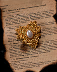 Golddraht-Schild-Perlenbrosche