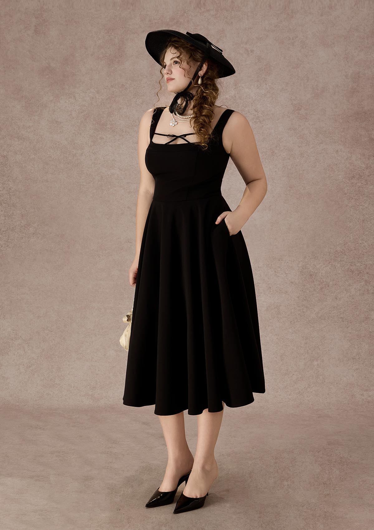 Curve&amp;Plus Beyond Campus Black Dress(Long)