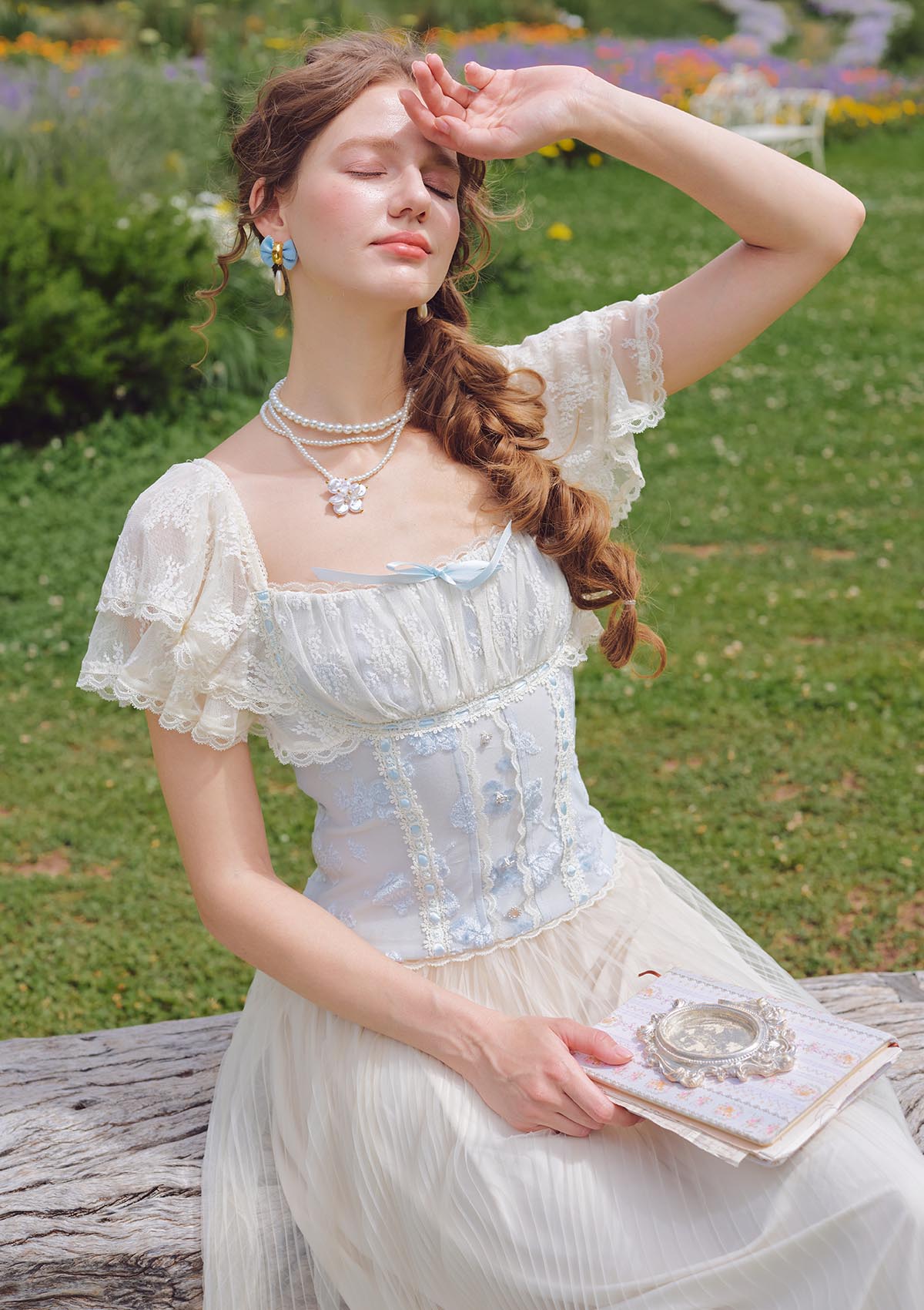 Mirror Moonlight Blouse