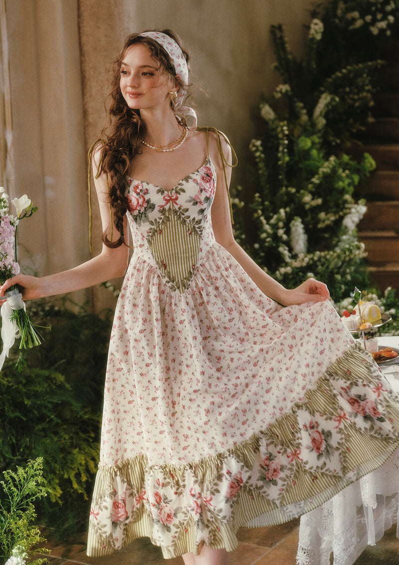 ワンピース Lace Trimmed Floral Dress / nude rose S Wild Meadow Rose Dress