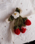 Haarspange Mont Blanc Erdbeere Gestrickt