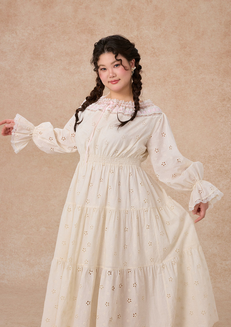 Curve&Plus White Camellia Dress