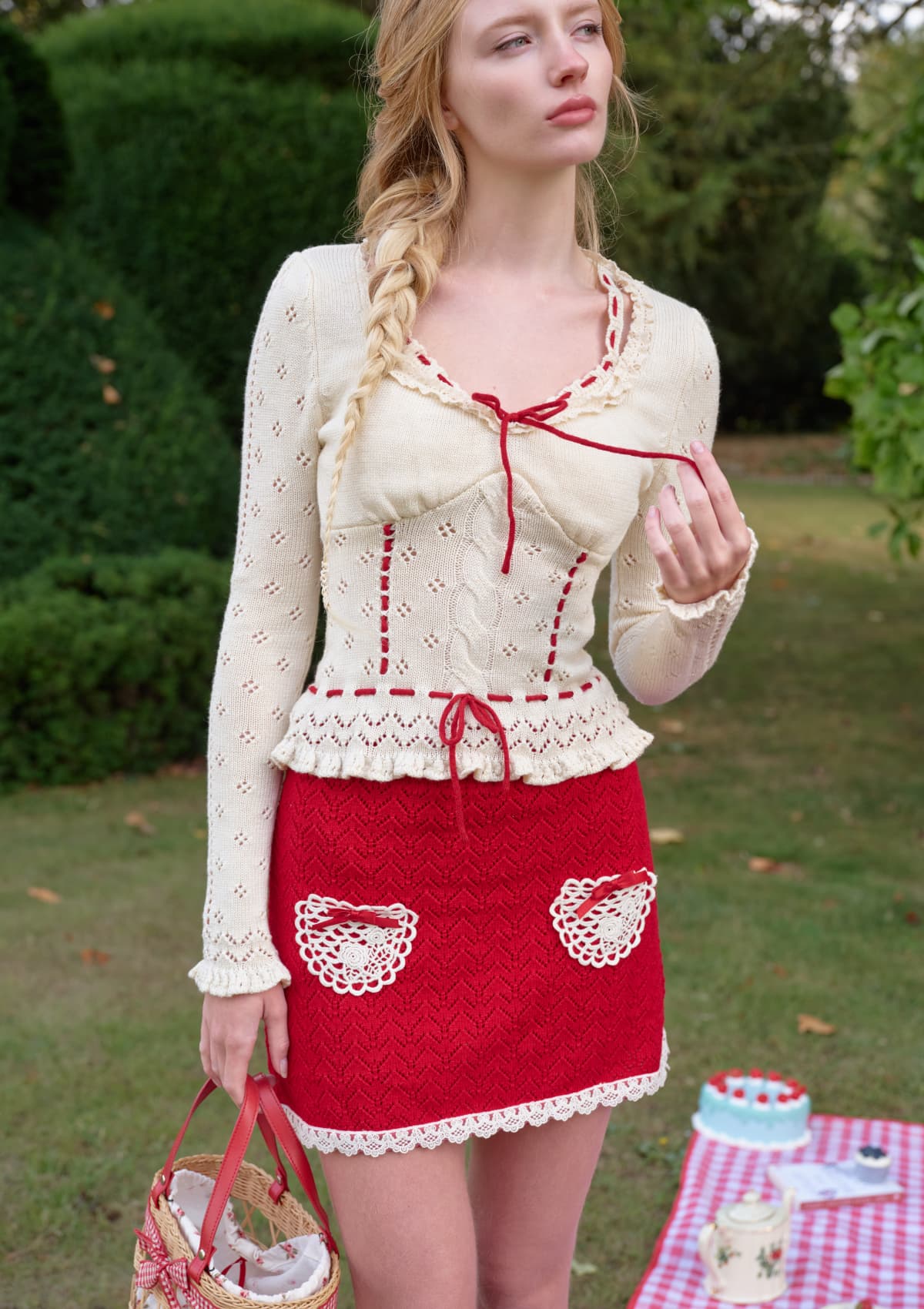 Christmas Berry Carol knit base Shirt