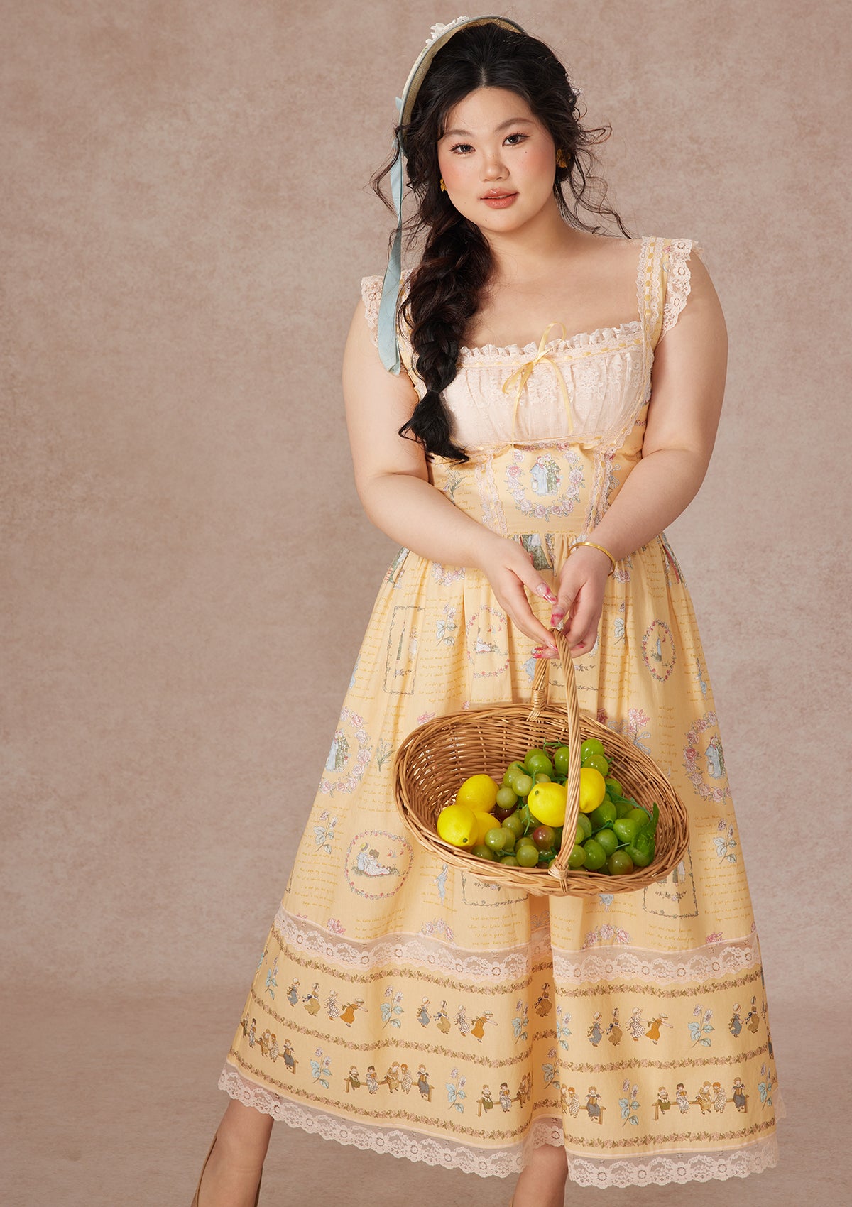 Curve&amp;Plus Honey-Gathering Girl Dress