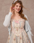 Curve&Plus Girl in Blue Wind Dress