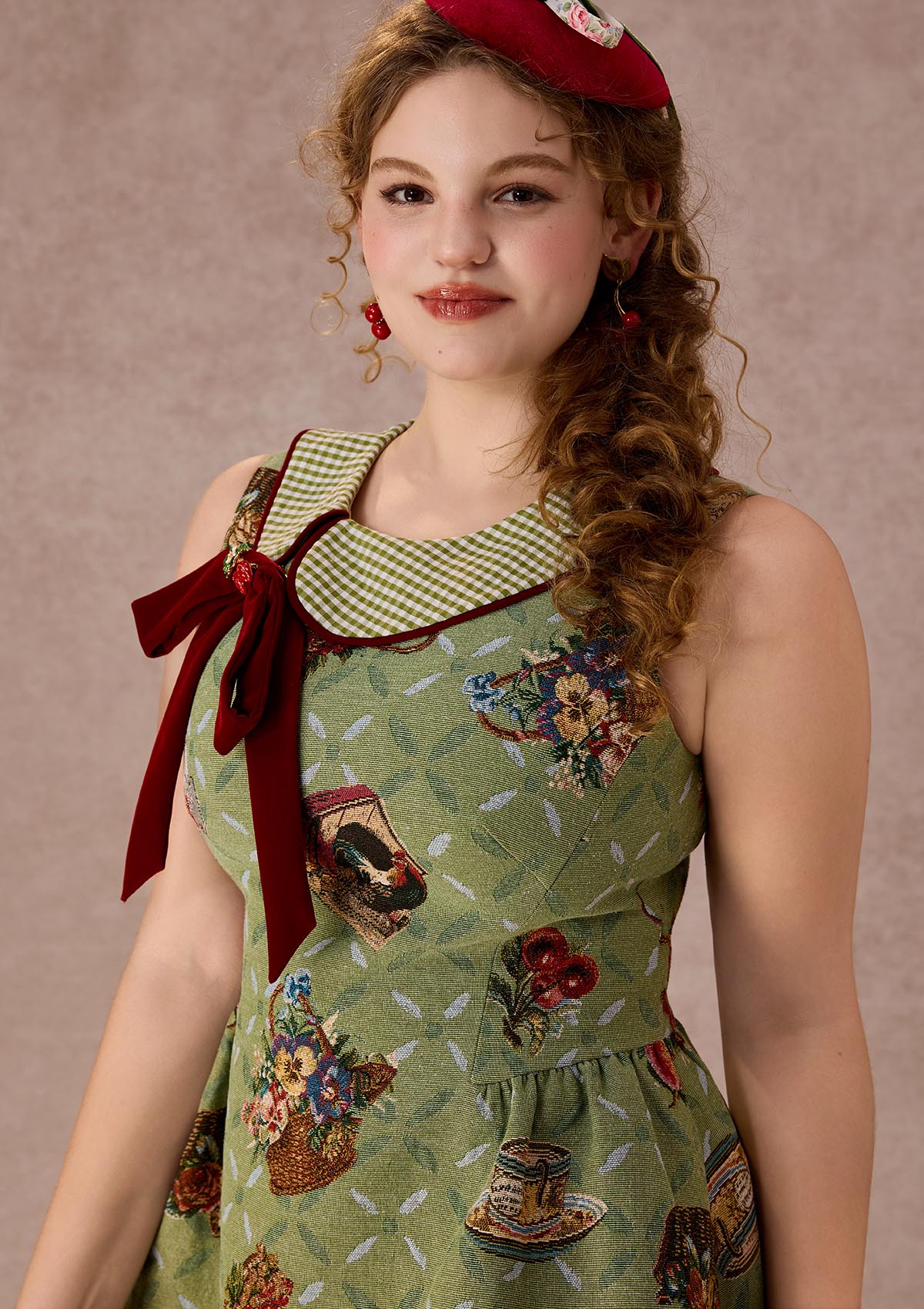 Curve&amp;Plus Berry Basket Dress