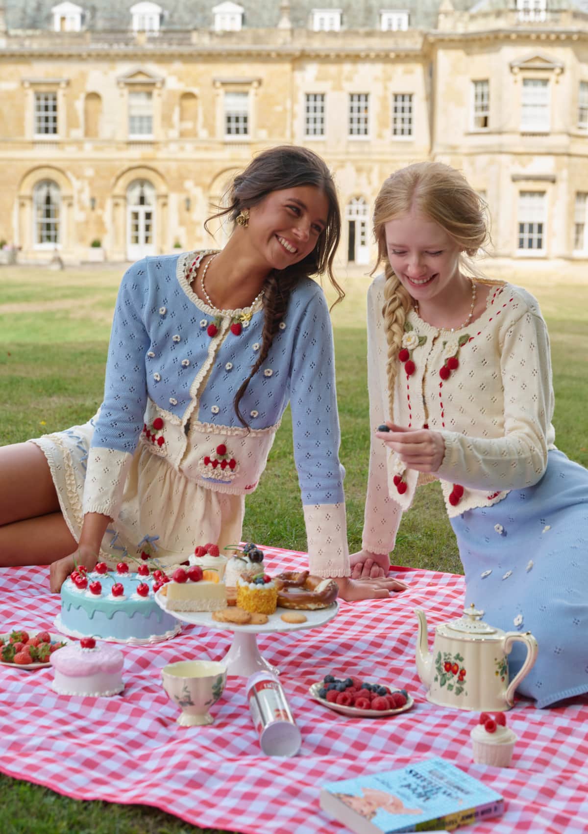 Christmas Berry Carol knit Cardigan (Blue)
