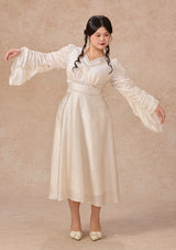 Curve&Plus Flowing Light Hymn Dress